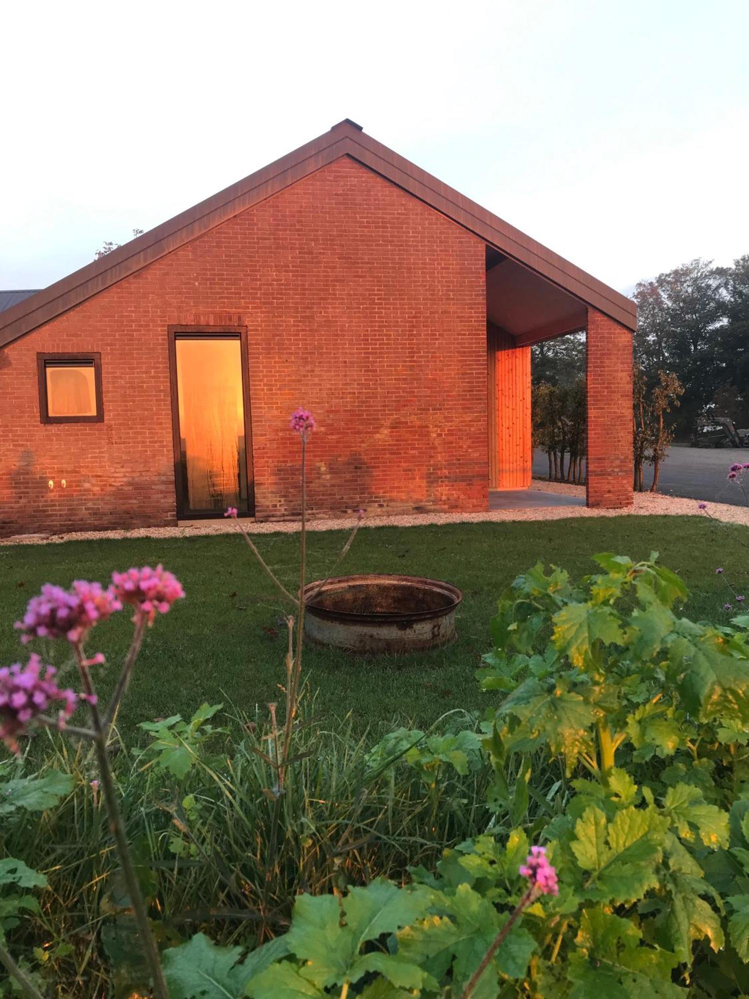 크라켄버그 Bed En Brood In De Kapschuur - Boerderij De Zuiderkrib B&B 외부 사진