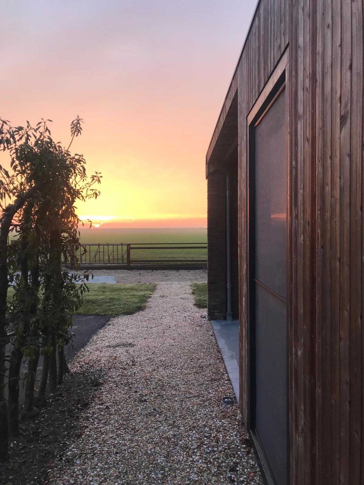 크라켄버그 Bed En Brood In De Kapschuur - Boerderij De Zuiderkrib B&B 외부 사진